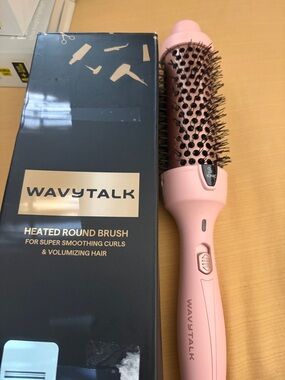 Wavytalk Pink Heated Round Brush - Volumizing hair & Smoothing curls
